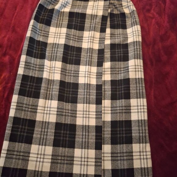 Evan Picone Wool Blend Black White Tartan Plaid Wrap Skirt Kilt Size Woman's 10 - Picture 4 of 4